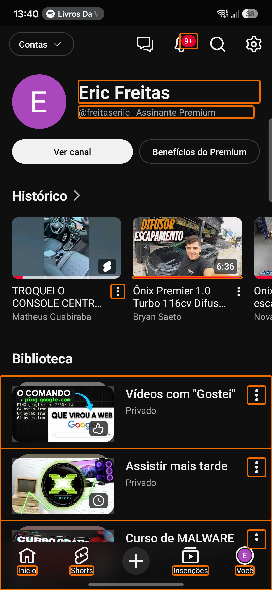 Área Você do YouTube com biblioteca, cards e menus de ações destacados pelo Scanner.